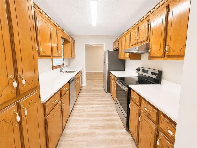 135 Willow Shoals Drive, Covington, GA 30016
