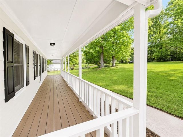 135 Willow Shoals Drive, Covington, GA 30016