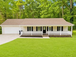135 Willow Shoals Drive, Covington, GA 30016