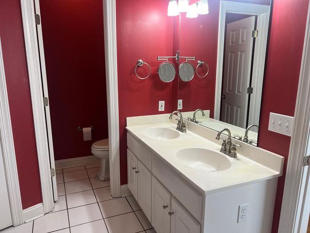 306 Moore Rd, Dothan, AL 36301