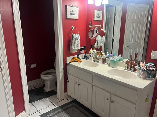 306 Moore Rd, Dothan, AL 36301