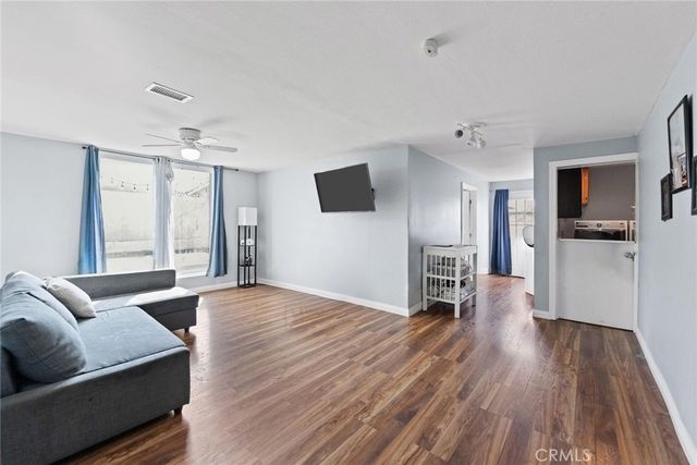 2412 W Raymond, Compton, CA 90220