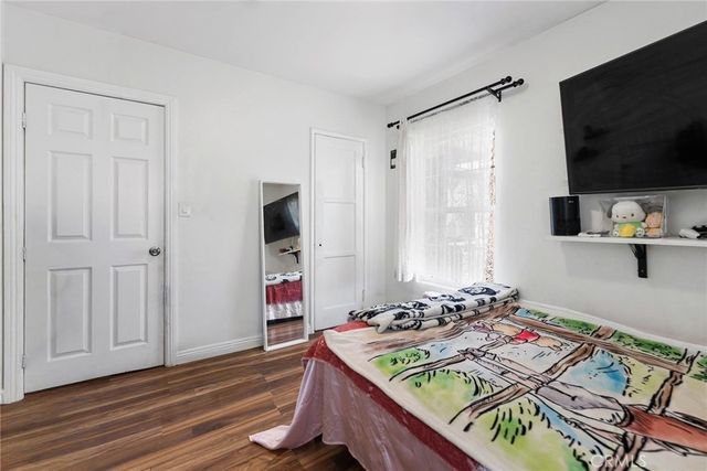 2412 W Raymond, Compton, CA 90220