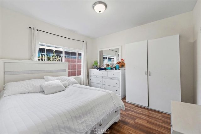 2412 W Raymond, Compton, CA 90220