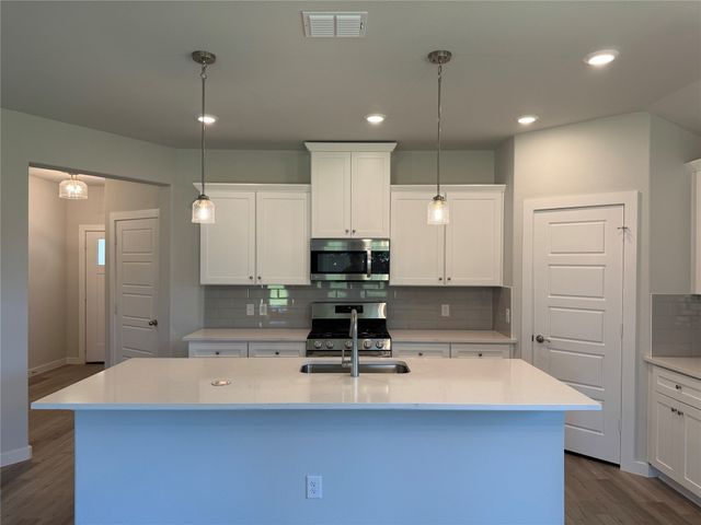 612 Finlee Way, Tioga, TX 76271