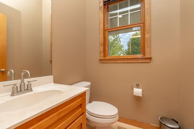 517 Appaloosa Avenue, Shakopee, MN 55379
