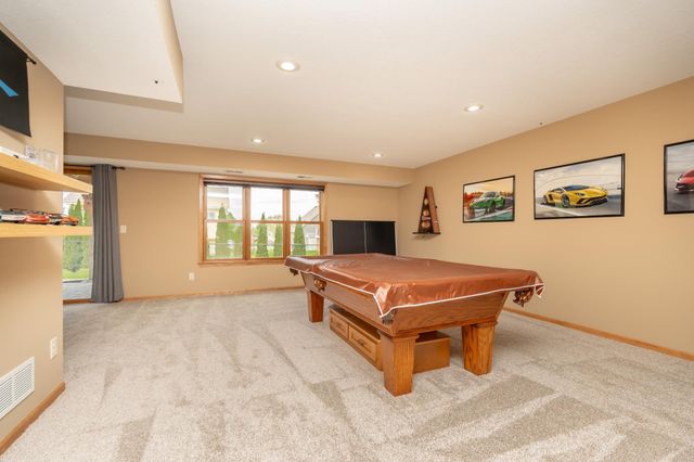 517 Appaloosa Avenue, Shakopee, MN 55379