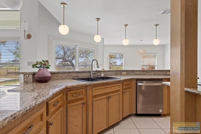 32 Ocelot Trail, Laguna Vista, TX 78578