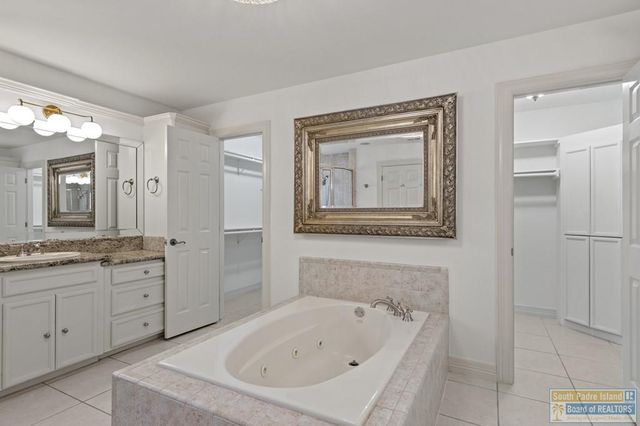 32 Ocelot Trail, Laguna Vista, TX 78578