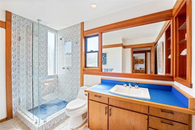 1911 Ocean Way, Laguna Beach, CA 92651