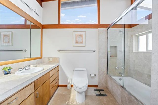 1911 Ocean Way, Laguna Beach, CA 92651