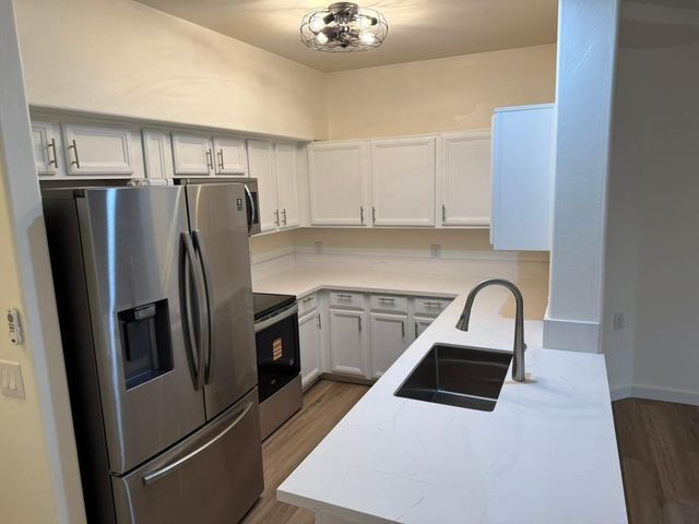1570 S Owl Drive, Gilbert, AZ 85296
