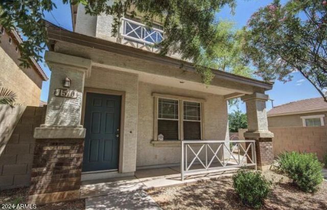 1570 S Owl Drive, Gilbert, AZ 85296