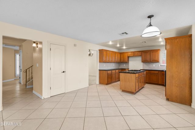 12425 NINA PEARL Drive, El Paso, TX 79938