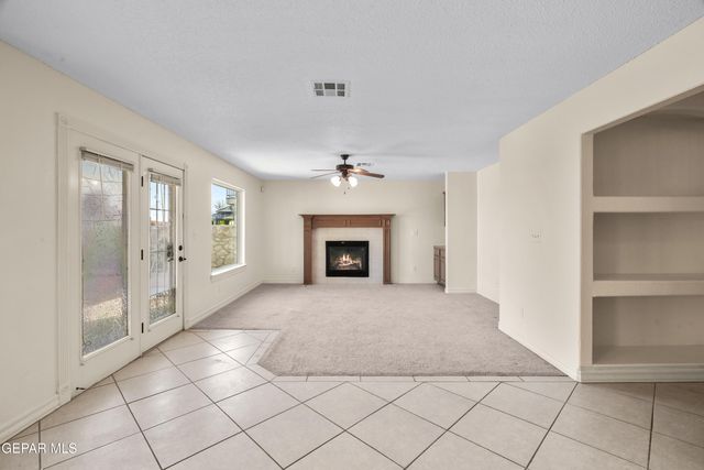 12425 NINA PEARL Drive, El Paso, TX 79938