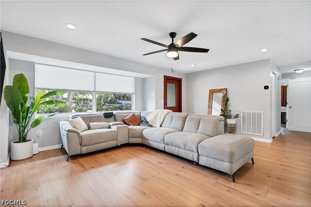 1640 N Flossmoor RD, Fort Myers, FL 33919