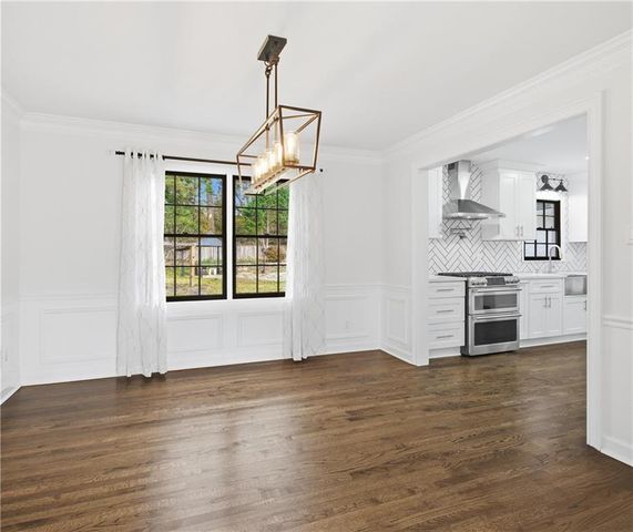 746 Oxford SW Court, Lilburn, GA 30047