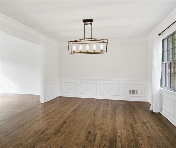 746 Oxford SW Court, Lilburn, GA 30047