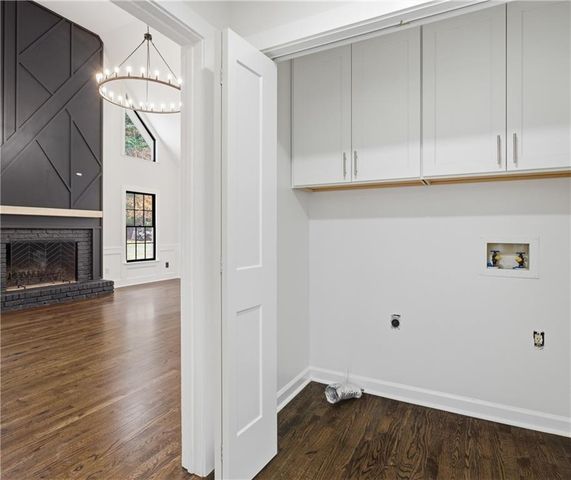 746 Oxford SW Court, Lilburn, GA 30047