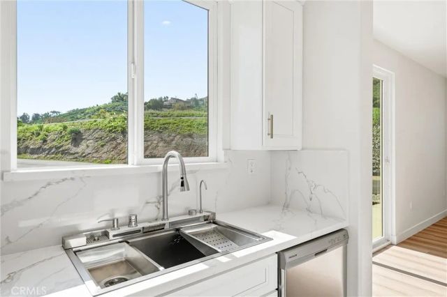 1969 Lyon Avenue, Riverside, CA 92503