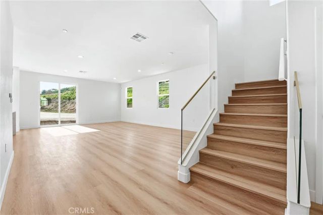 1969 Lyon Avenue, Riverside, CA 92503