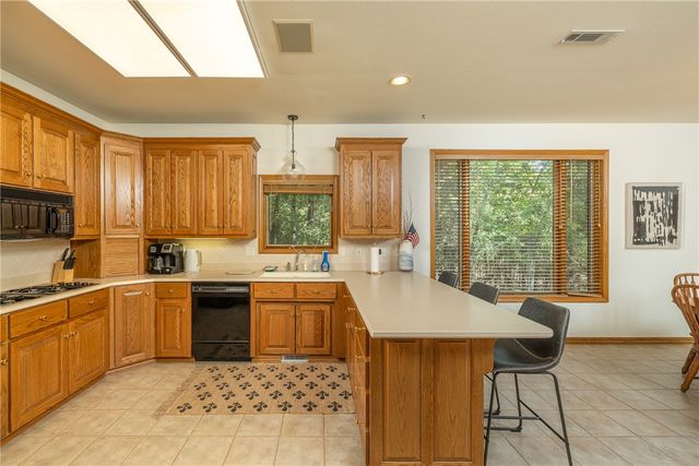 20401 Slate Gap Road, Garfield, AR 72732