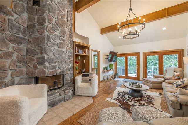 20401 Slate Gap Road, Garfield, AR 72732