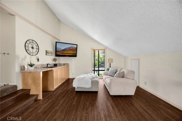 2226 Shadetree Circle, Brea, CA 92821
