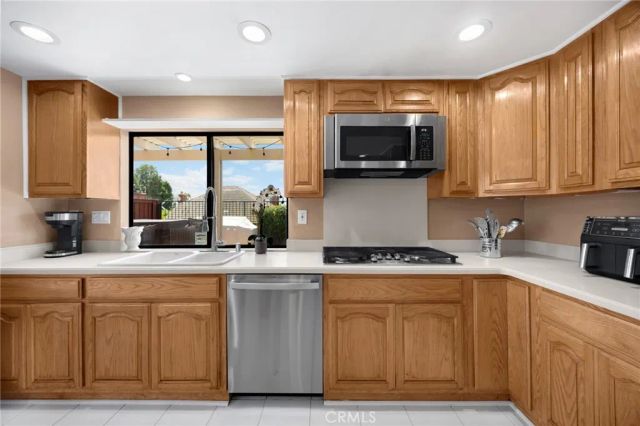 2226 Shadetree Circle, Brea, CA 92821