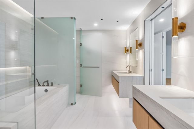 900 N Ocean Boulevard 902, Pompano Beach, FL 33062