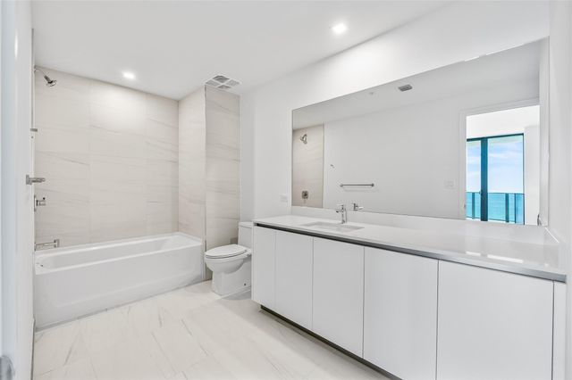 900 N Ocean Boulevard 902, Pompano Beach, FL 33062