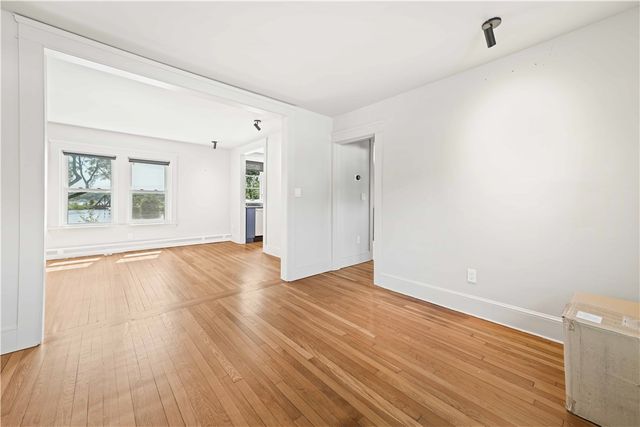 15 Omega Way, East Providence, RI 02916