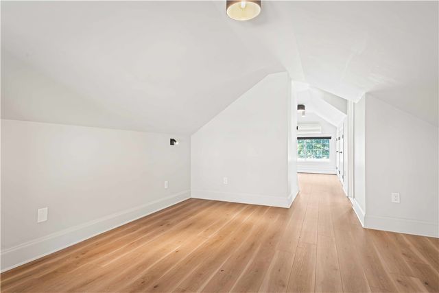 15 Omega Way, East Providence, RI 02916