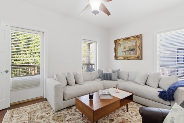 15 Judith Street E, Charleston, SC 29403