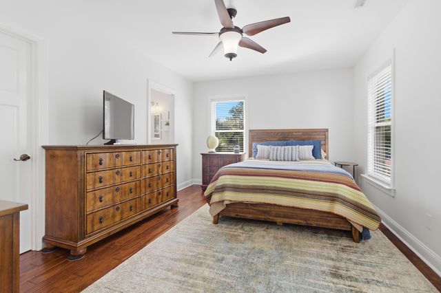 15 Judith Street E, Charleston, SC 29403