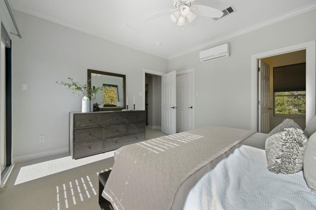 9808 Tree Bend CV, Austin, TX 78750