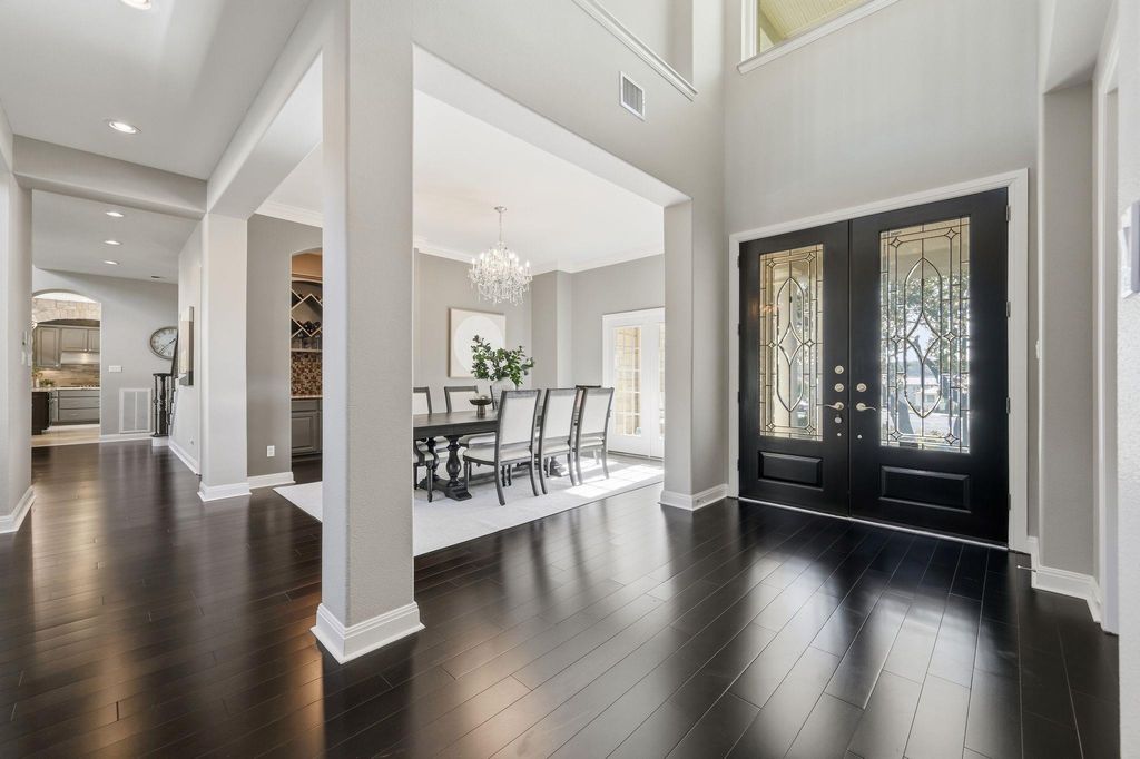 9808 Tree Bend CV, Austin, TX 78750