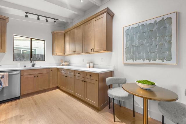1810 Kehoe Avenue, San Mateo, CA 94401