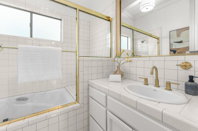 1810 Kehoe Avenue, San Mateo, CA 94401