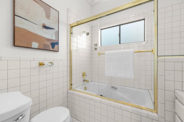 1810 Kehoe Avenue, San Mateo, CA 94401