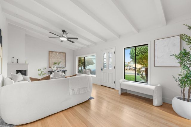 1810 Kehoe Avenue, San Mateo, CA 94401