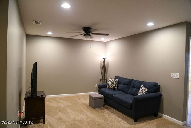 546 HOPEWELL Drive, Orange Park, FL 32073