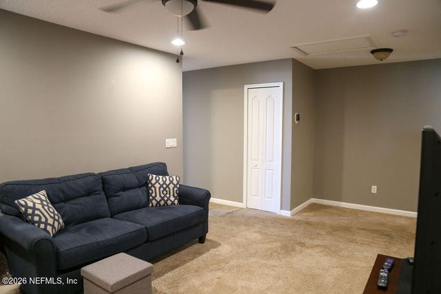 546 HOPEWELL Drive, Orange Park, FL 32073