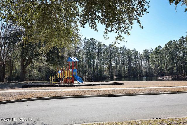 546 HOPEWELL Drive, Orange Park, FL 32073