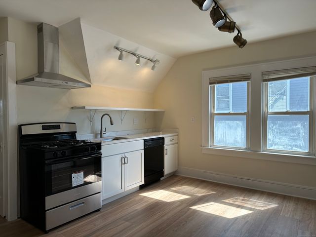 56 Garden Terrace 3, Bridgeport, CT 06605