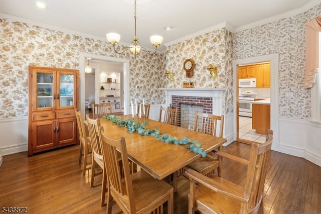164 S Highwood Ave, Glen Rock Boro, NJ 07452