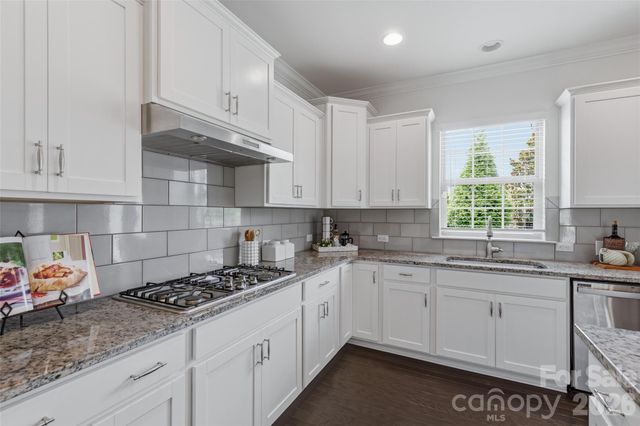 1004 Hallmark Way, Waxhaw, NC 28173