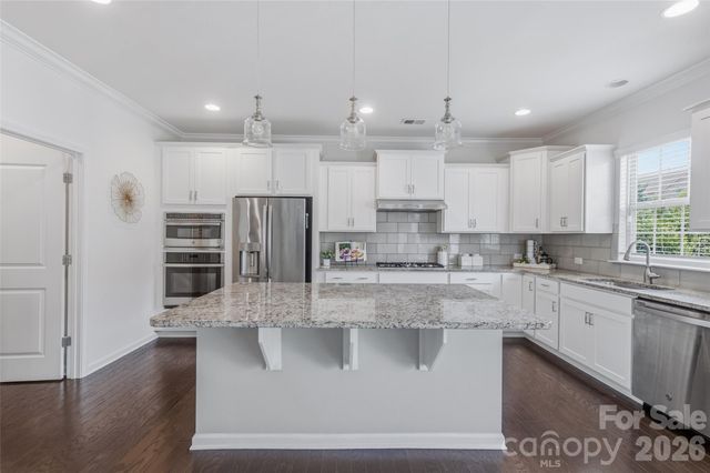1004 Hallmark Way, Waxhaw, NC 28173