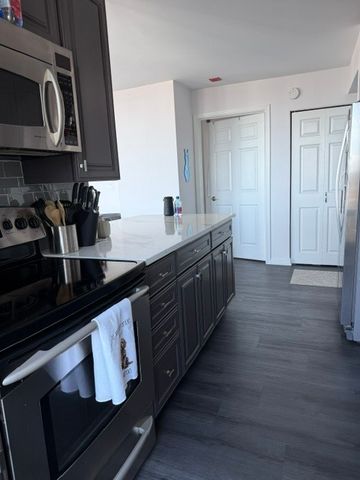 345 N LaSalle Street 3701, Chicago, IL 60654
