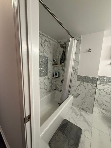 345 N LaSalle Street 3701, Chicago, IL 60654